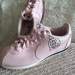 Nathan Bell Nike Women's Light Pink Low-Top Sneakers with unicorn